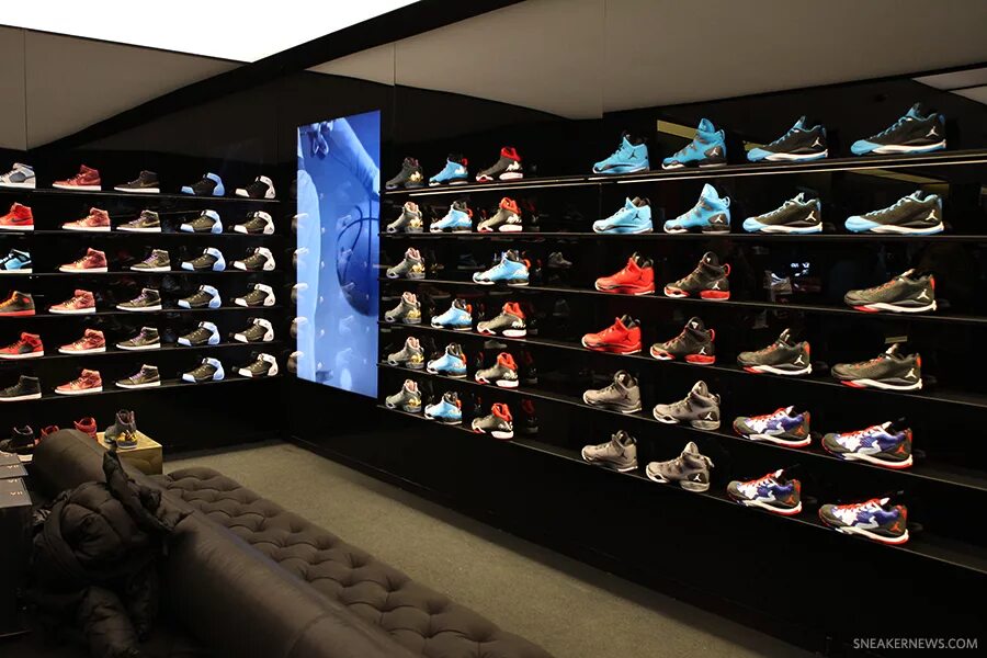 Nike Jordan Boutique. Nike Air Jordan Store. Сникеры Nike Boutique..