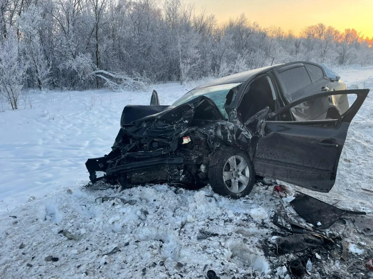 Авария в Самарской области Кинель Черкасский район. ДТП В Самарской области на трассе Кинель Бугуруслан. ДТП Кинель Черкасский район. 28 декабря 2018 г