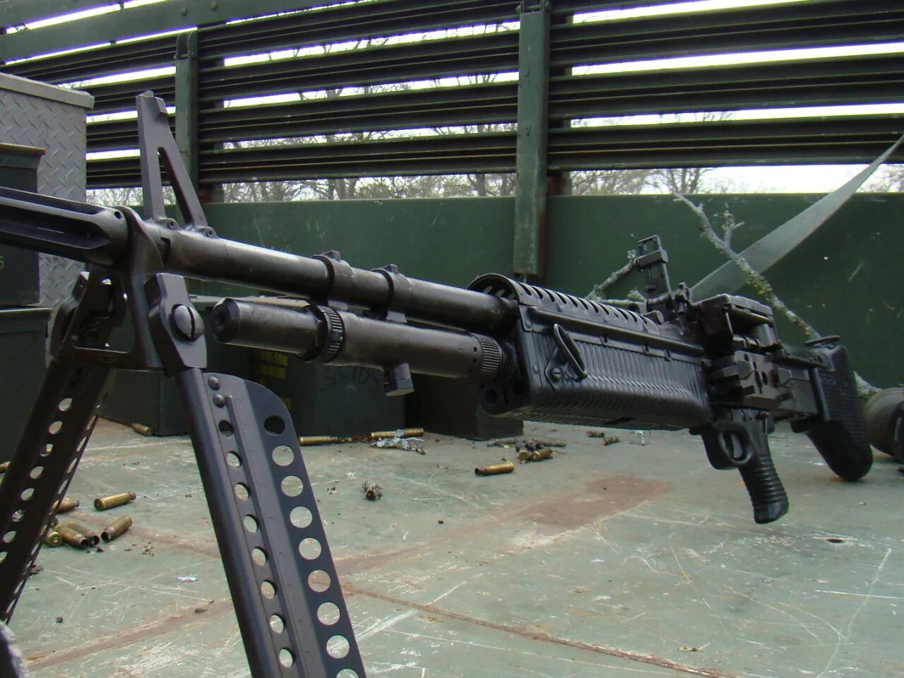 Как переводится weapon
