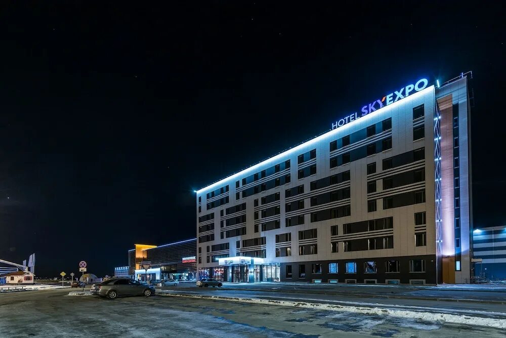 Отель в аэропорту новосибирска. Гостиница Новосибирск аэропорт. Skyport Hotel Новосибирск. Толмачева аэропорт Новосибирск гостиница. СКАЙЭКСПО В Новосибирске отель.