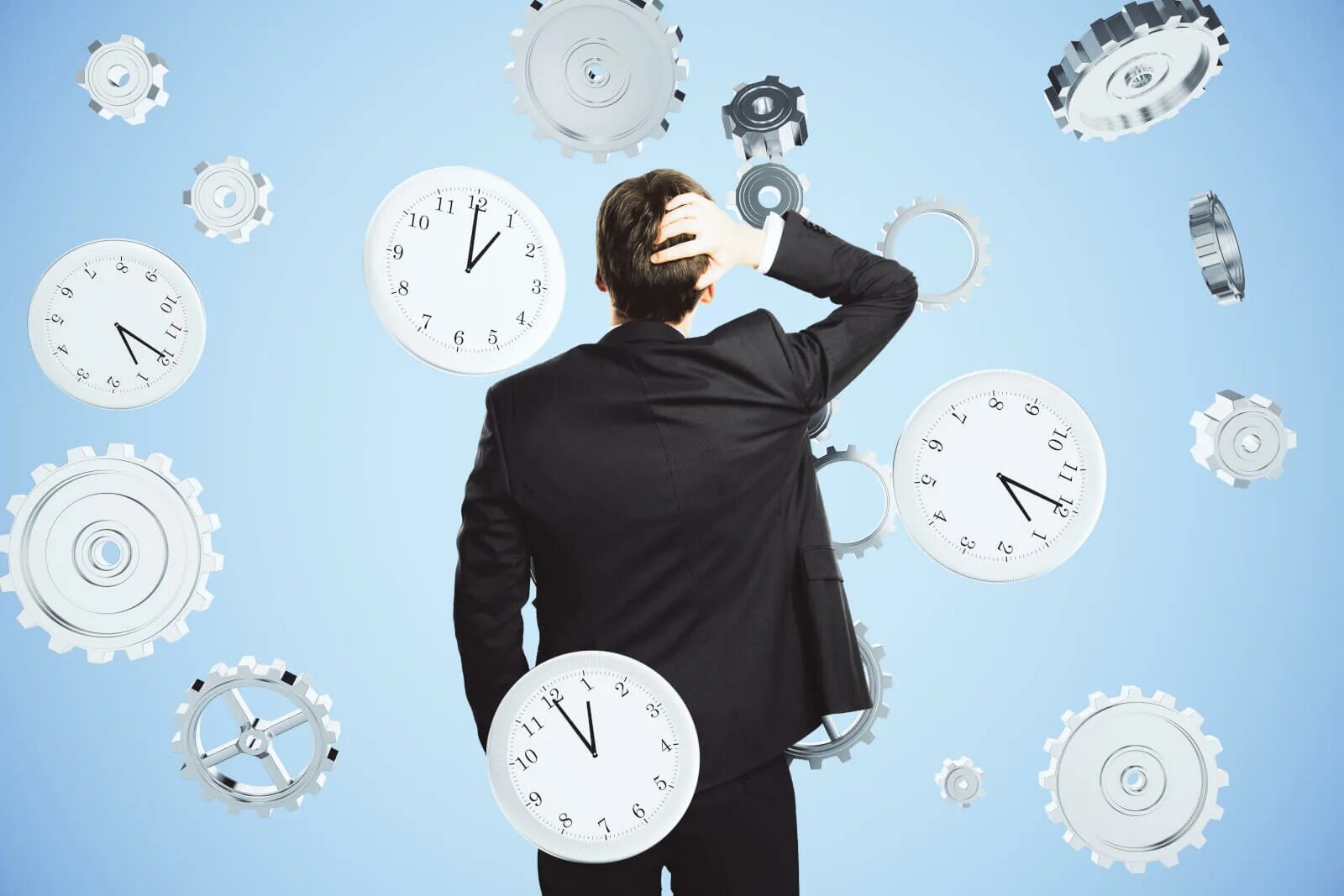 Сверхурочная работа не должна превышать в день. Человек часы. Человек думает о времени. Человек с часами думает. Дефицит времени.