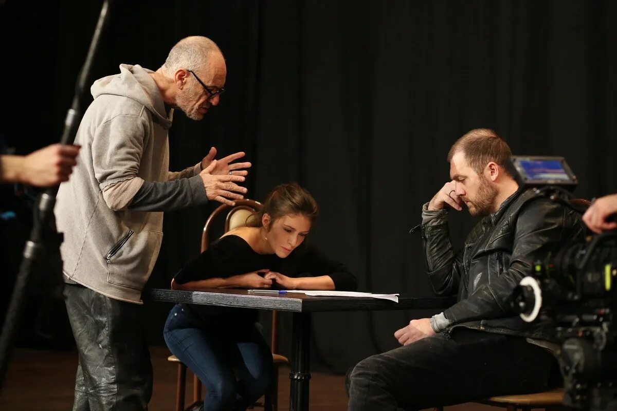 илья хржановский. майкл мур режиссер. роман полански фильмы. скандальный режиссер.