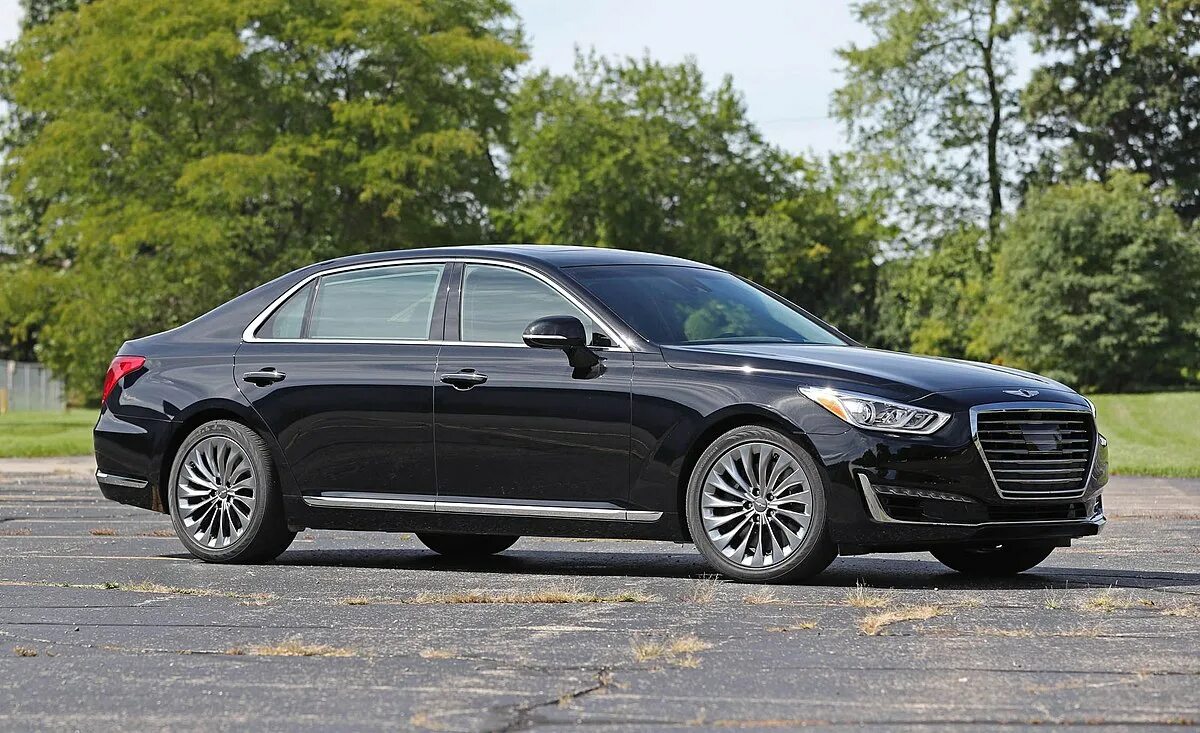 Генезис 2017. Машина Genesis g90. Genesis g90 2017. Автомобиль Genesis g90 2017. Генезис 90 2017.