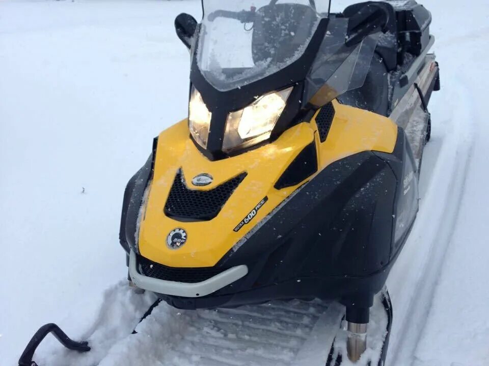 Ski Doo Skandic 600. BRP Ski-Doo Skandic 600. Skandic 600 2010. Снегоход Скандик 600 асе. Снегоход brp ski doo 600