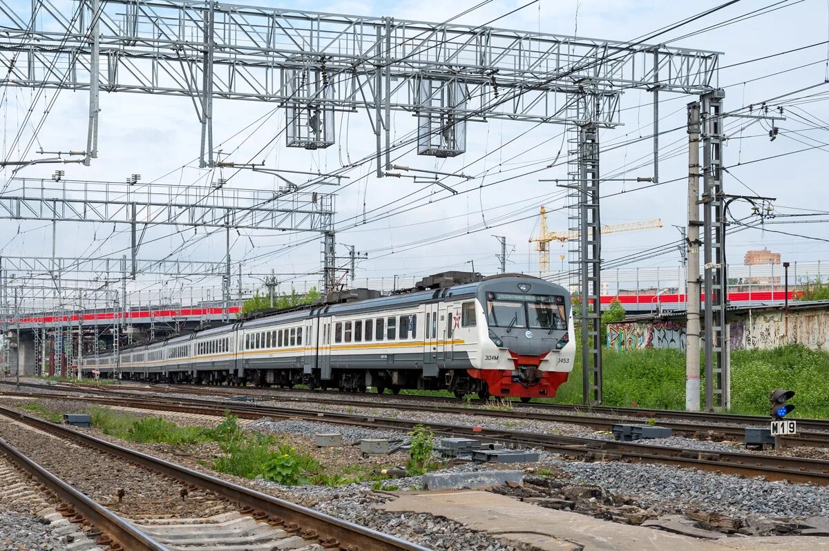 электрички фрязево реутово сегодня. электричка москва монино. фрязево станция электрички. остановки электричек купавна москва курский вокзал. станция 43 км горьковского направления.