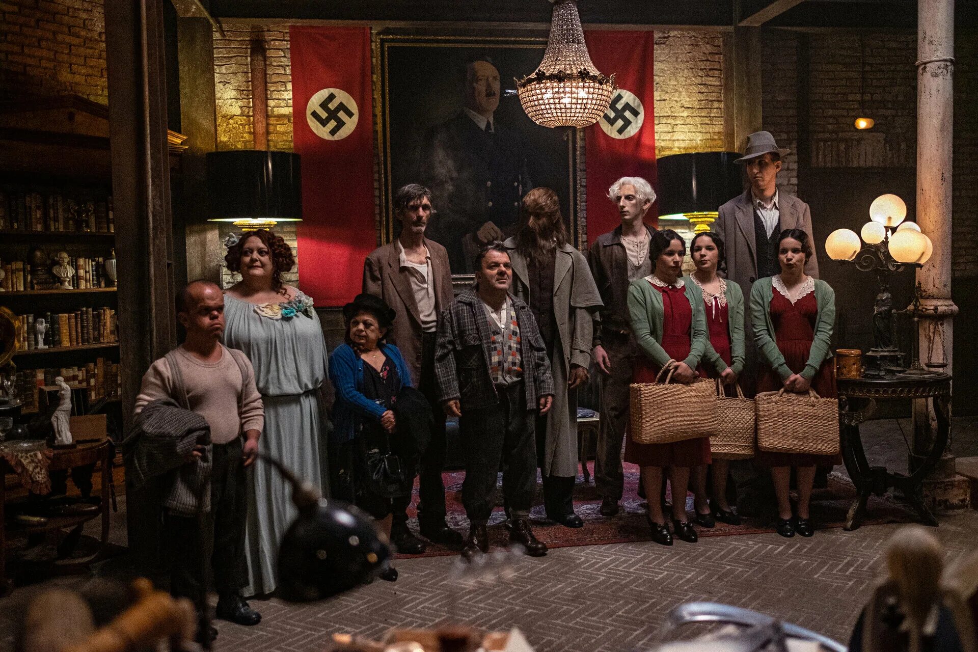 Клаудио сантамария отчаянные мстители. Пьетро кастеллитто отчаянные мстители. Отчаянные мстители фильм 2021. Отчаянные мстители. Отчаянные мстители 2022.