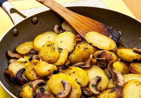 Простой рецепт картошки с шампиньонами