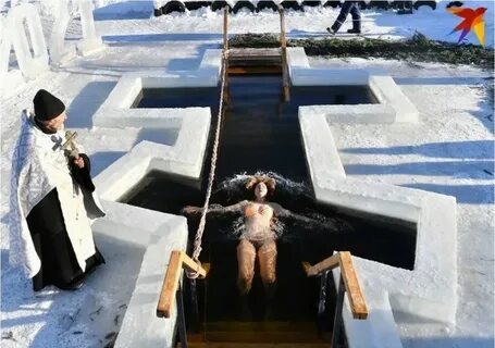 Женщина прорубь видео
