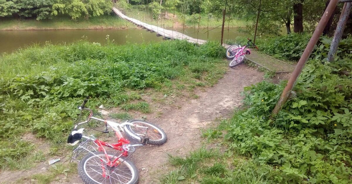 Подслушано в дорогобуже в контакте. В Угре утонула девочка. Угранский район деревня Дрожжино река Угра. Подслушано в Дорогобуже и Верхнеднепровском. Подслушано Угранский район.