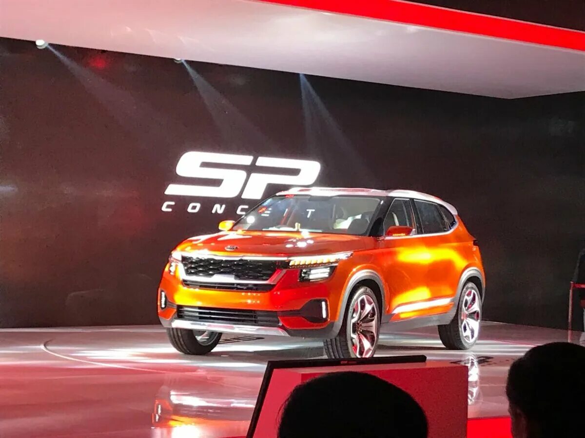 Киа кроссовер модельный. Kia SP Concept. Kia кроссоверы Модельный ряд. Киа кроссоверы паркетники. Киа кроссоверы Модельный ряд 2021.