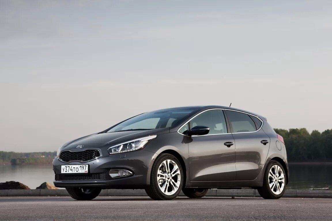 Kia Ceed 2012. Kia Ceed 2015 хэтчбек. Машина Киа СИД 2012. Kia Ceed 2012-2015.