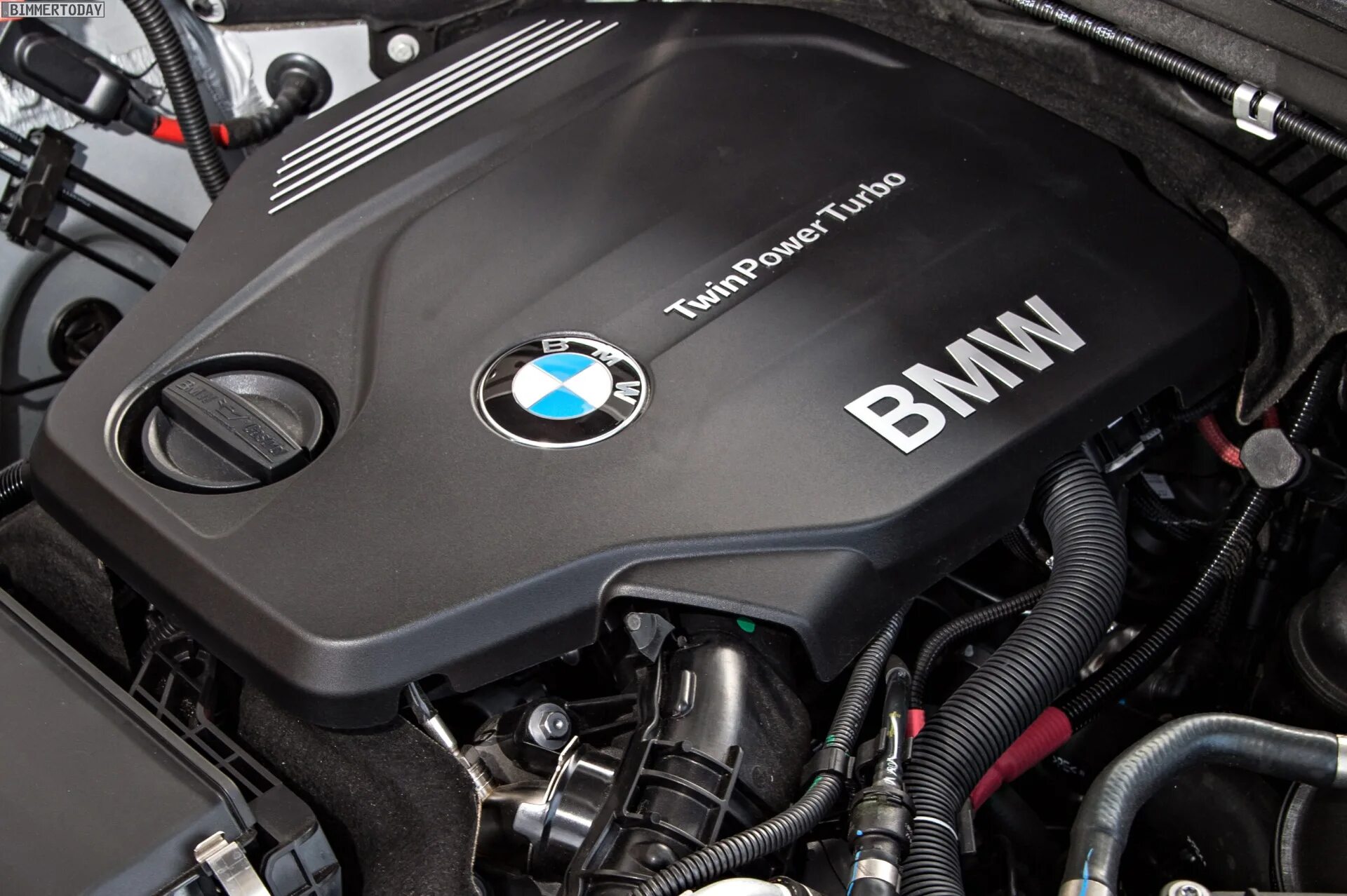 Новые двигатели бмв. BMW b47 дизель. Мотор b47 BMW. B47 BMW двигатель. БМВ 2.0 дизель.