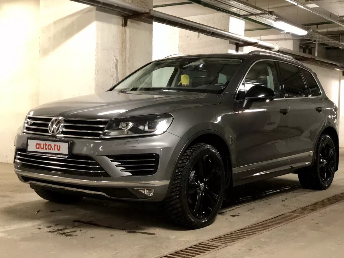 Volkswagen touareg fl. Volkswagen Touareg II Рестайлинг, 2017. Touareg 2017 r line. Volkswagen Touareg 2016 черный. Volkswagen Touareg NF R line.