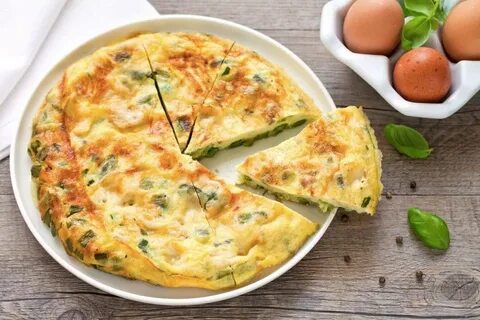 Завтрак омлет с сыром
