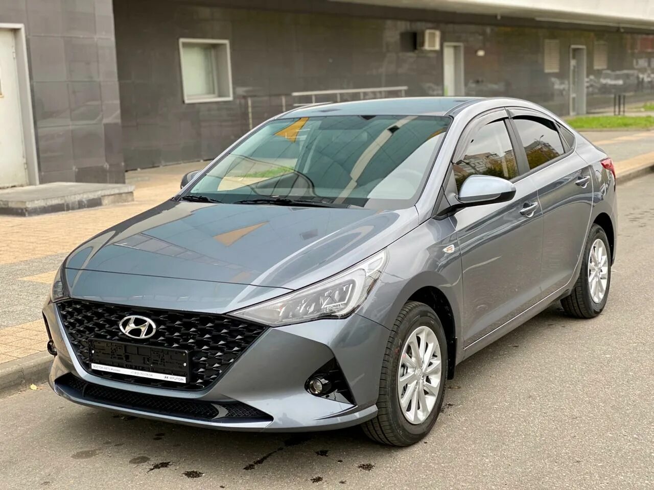 Solaris 2025 рестайлинг. Hyundai solaris 2025. хендай солярис рестайлинг 2025. hyundai solaris 2 2025. hyundai solaris 2025 года.