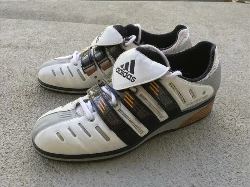 Адидас 2000 годов. Adistar 2000. Adidas Adistar. Adistar 80. Adidas Adistar 1.