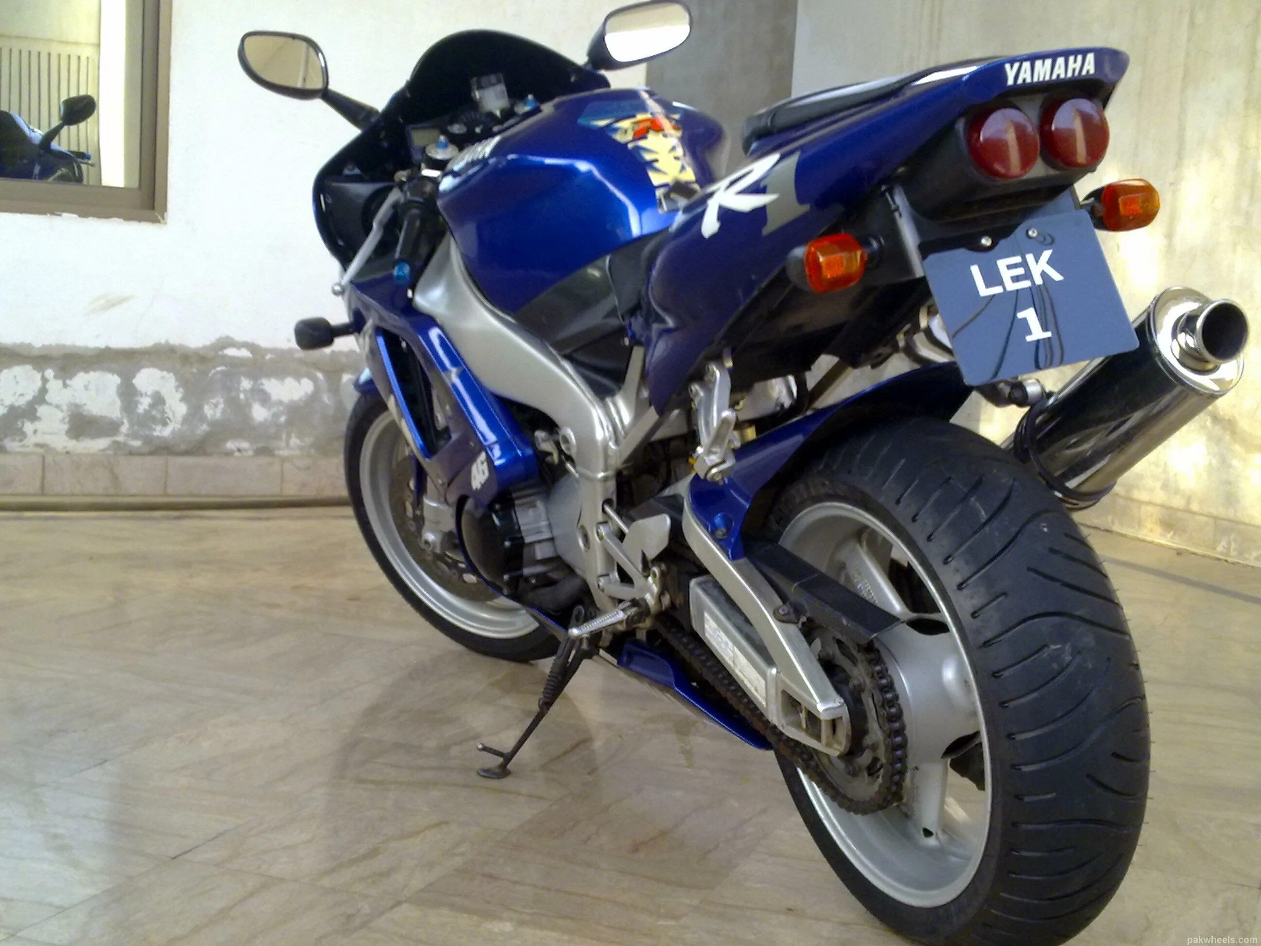 Yamaha r1 2000. Yamaha YZF-r1 2001. Yamaha YZF r1 1999. Ямаха YZF-r1 2000.