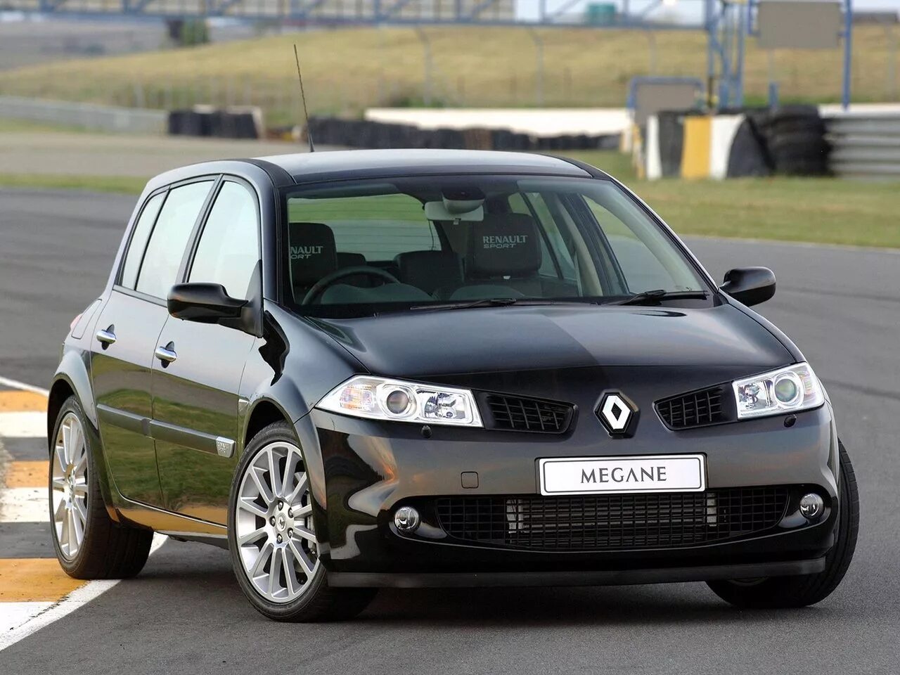 Рено megane. Рено Меган 2. Megane 2 RS. Рено Меган 2 RS седан. Renault Megane 2 хэтчбек.