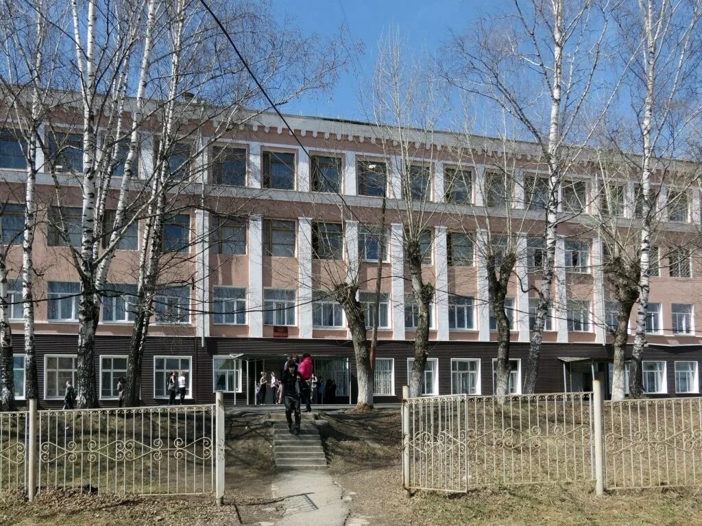 школа 8 королев юбилейный. школа 25 златоуст. школа 8 город бийск. школа 17 рыбинск. школа гимназия 8 рыбинск.