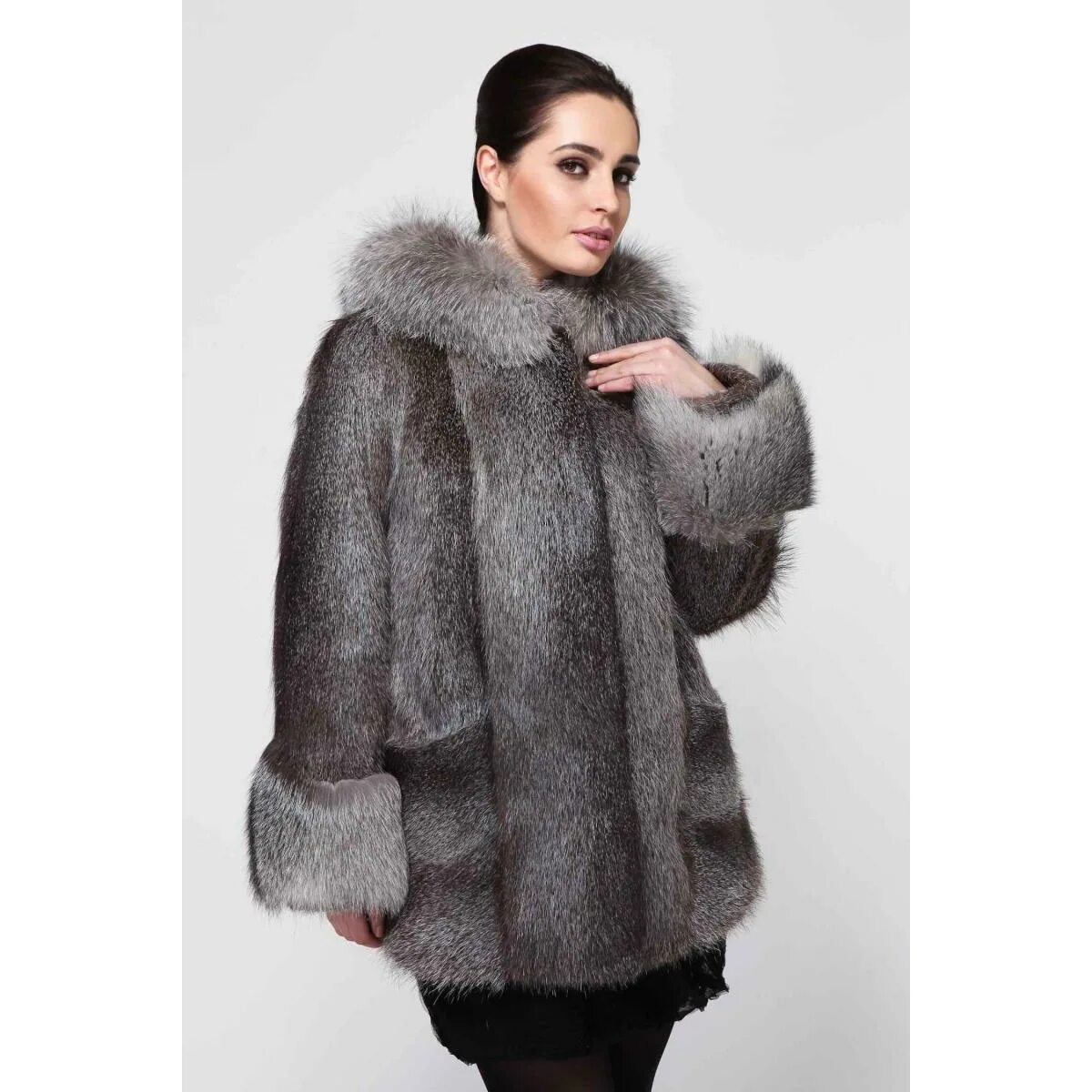 Шуба фото мех. Шиншилла шубы 2021. Шиншилла мех шуба из меха. Красивые девушки в шубах. Шуба фото мех.