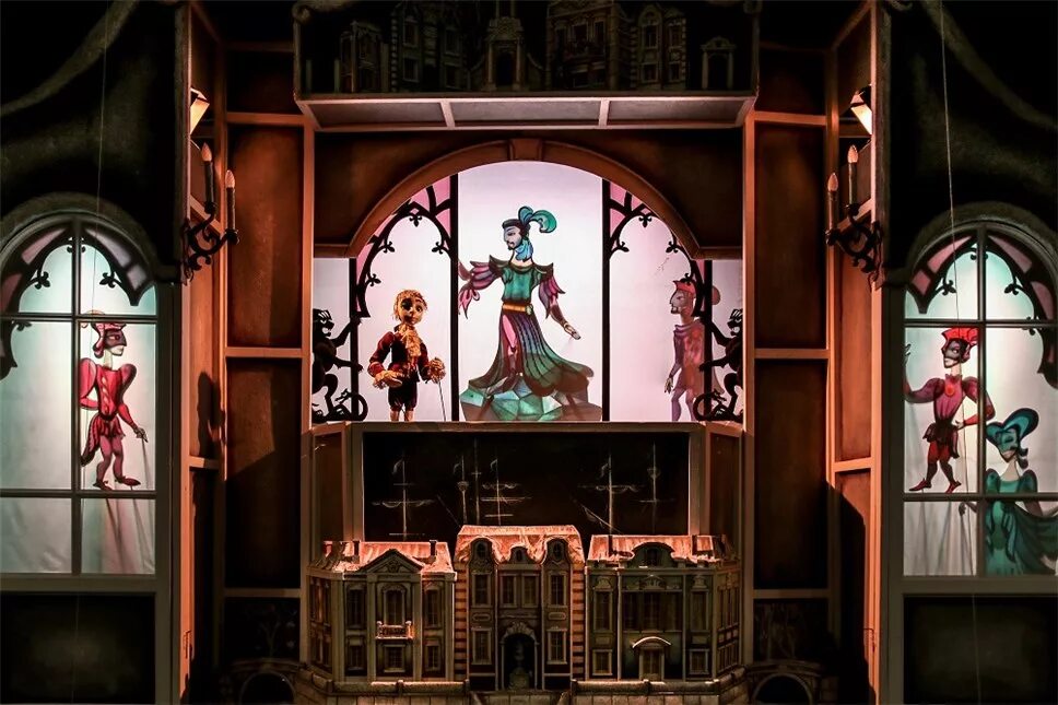 театр теней перово. персонаж рахиль силуэт теневой театр. театр теней измайлово. театр теней танец. театр темных теней.