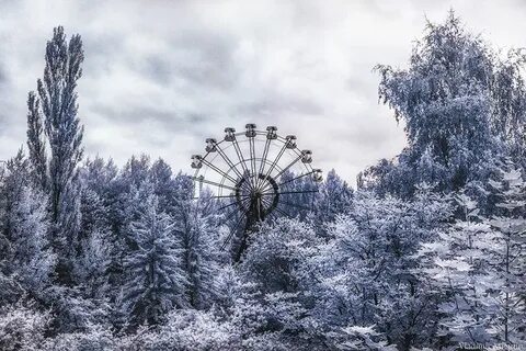 Колесо обозрения зима