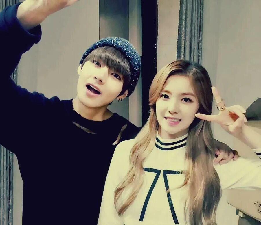 сестра тэхена. сестра тэхена из бтс. сестра ви из бтс. сестра тэхена. тэхен бтс и сестра.