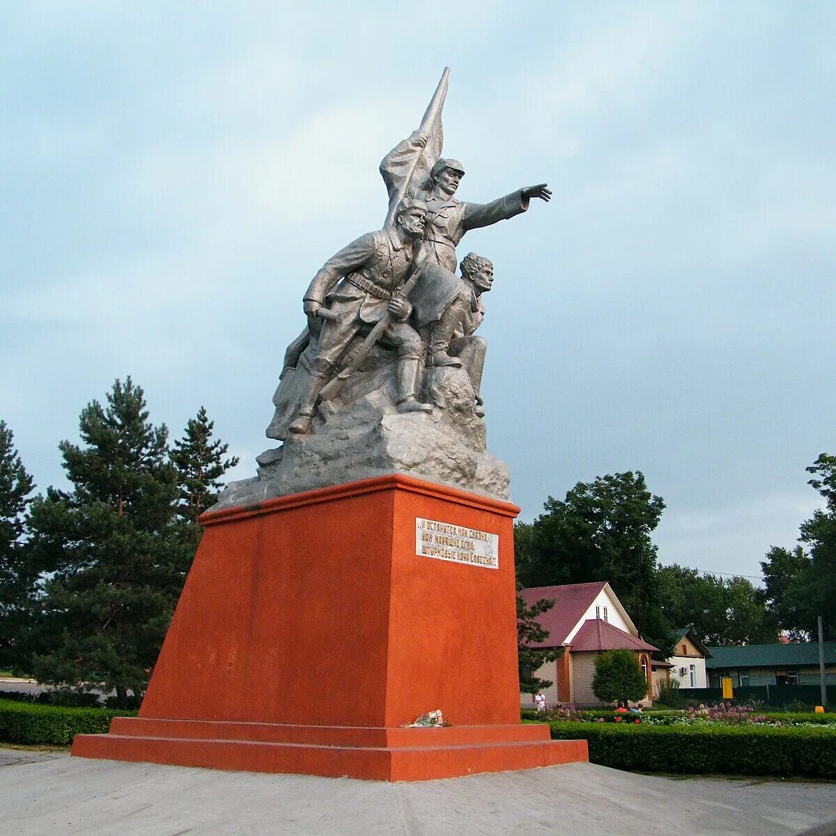 Спасск прим. Памятник штурмовые ночи Спасска г.Спасск-Дальний. Спасск Дальний памятник штурмовые ночи Спасска. Памятник Обелиск Спасск Дальний. Город Спасск-Дальний, памятник красноармейцам.