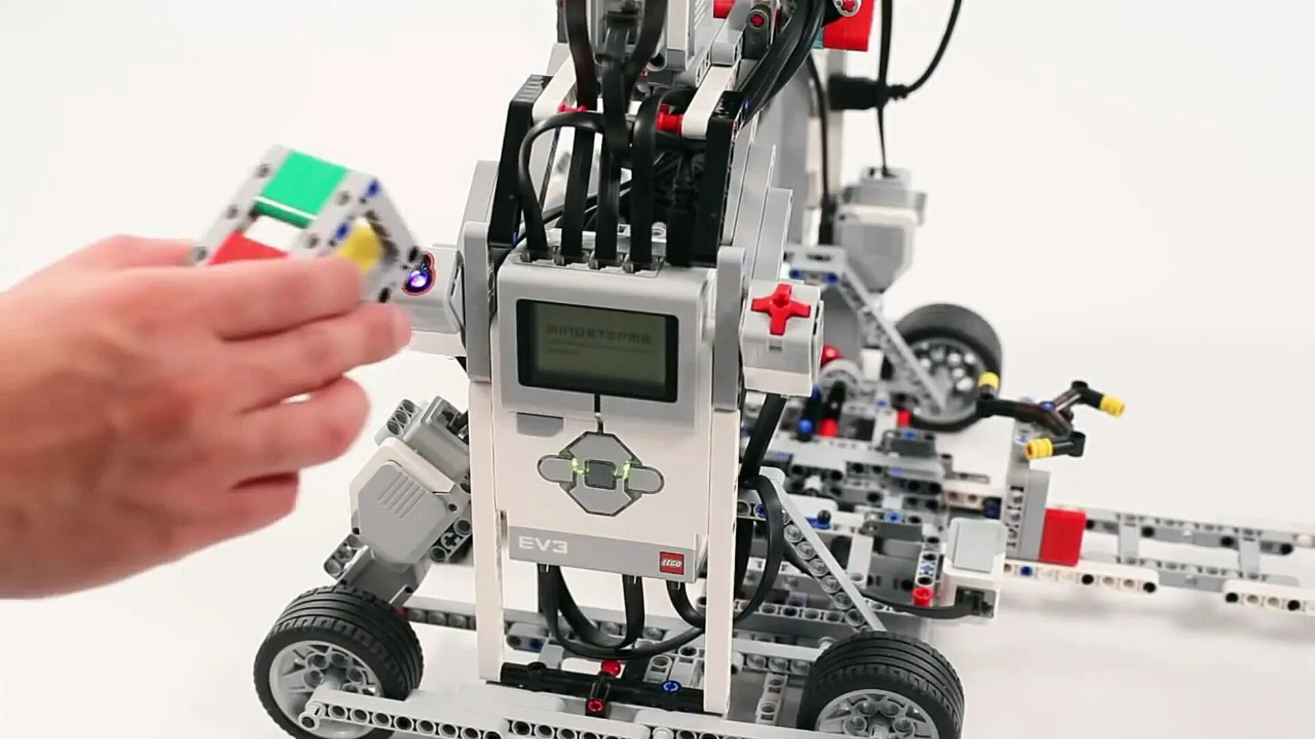 Робот конструкции. Lego mindstorms ev3. lego mindstorms ev3 захват. lego mindstorms education ev3. lego ev3 робот подъемник.