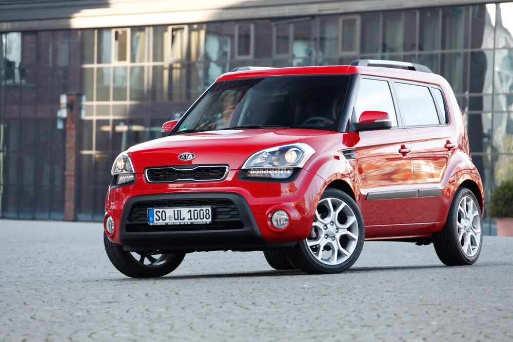 Втулки киа соул. Kia Soul 2012. Кия соул 2012. Кия соул 1 поколения. Kia Soul 1 Рестайлинг.