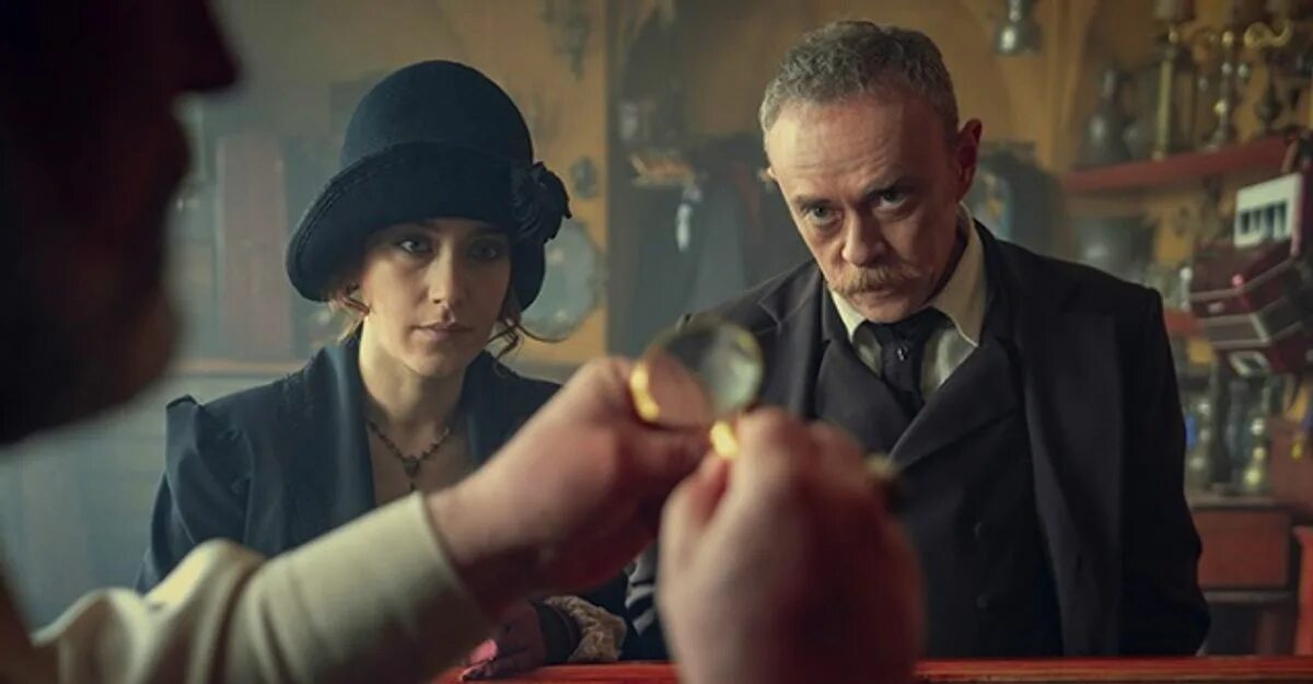 Полночь в отеле пера палас. Pera palace netflix. Pera palasta. Midnight at the pera palace. Pera palasta.