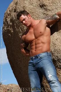 Bare men