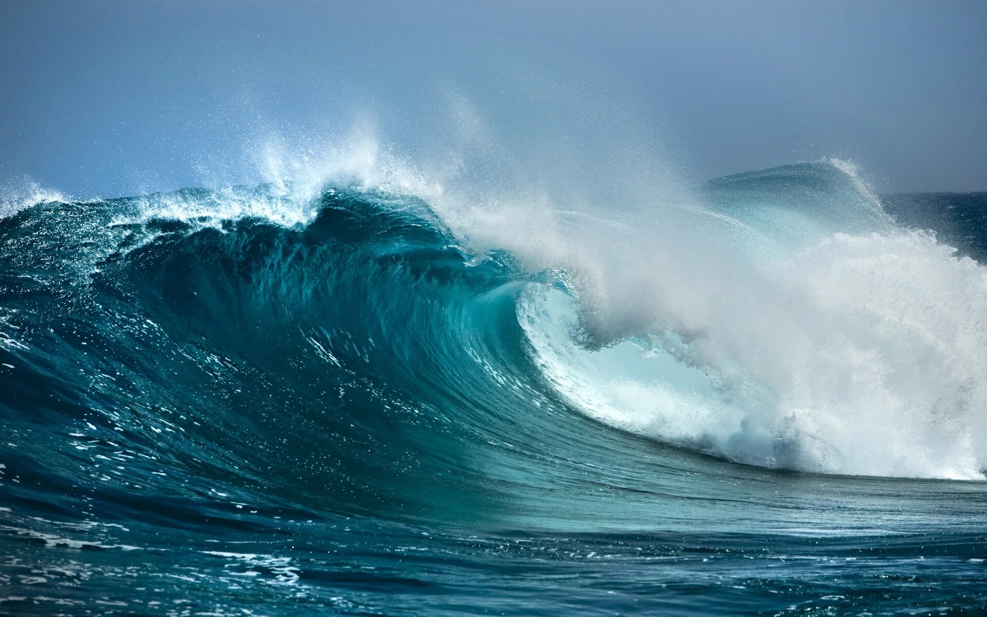 В океане есть волны. Океан. Море, волны. Океан волны. Атлантический океан волны.