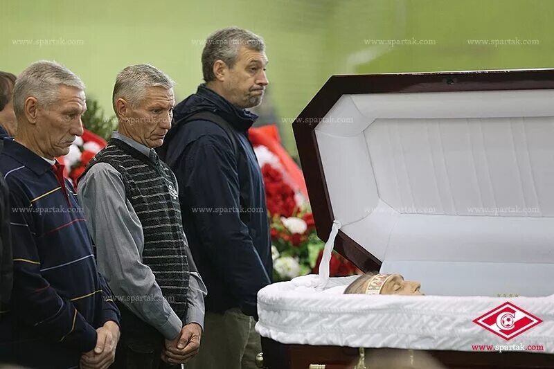 похороны федора черенкова. фёдор черенков похороны. фёдор черенков прощание. федоров прощание. похороны федора черенкова.