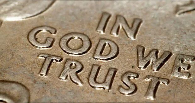 Перевод in god we trust на русский. In Gods we Trust. In God we Trust заставка на телефон. In Metal we Trust логотип. Монета in God we Trust 2021liberty.