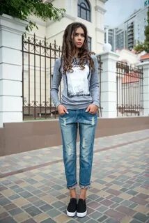 Джинсы женские модные с чем носить