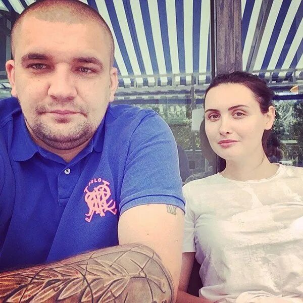 Мама басты. Баста василий вакуленко дети. василий вакуленко жена. василий вакуленко в молодости с женой. жена басты василия вакуленко.