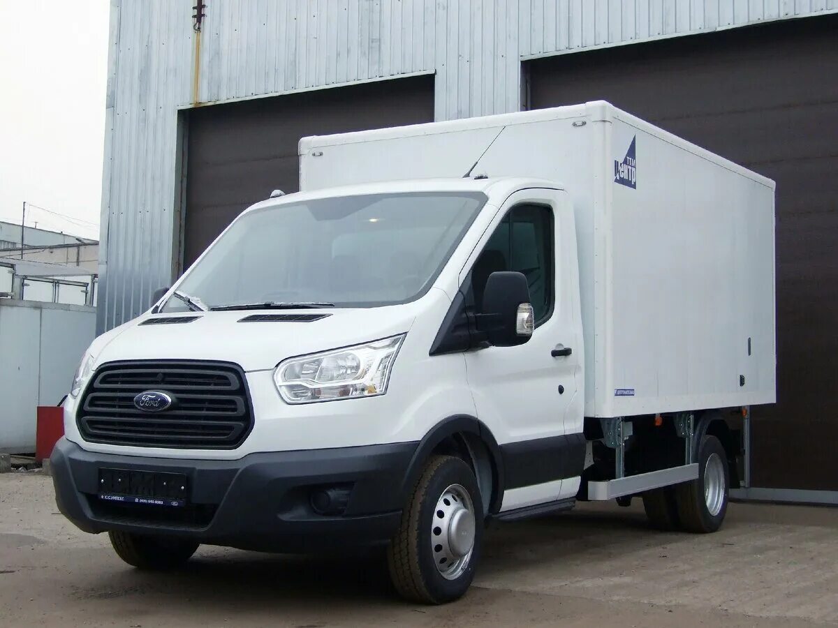 Аренда грузовых автомобилей без водителя в москве. Ford Transit грузовой. Ford Transit 5 тонн. Форд Транзит 1 5 тонник. Форд Транзит изотермический 4.2.