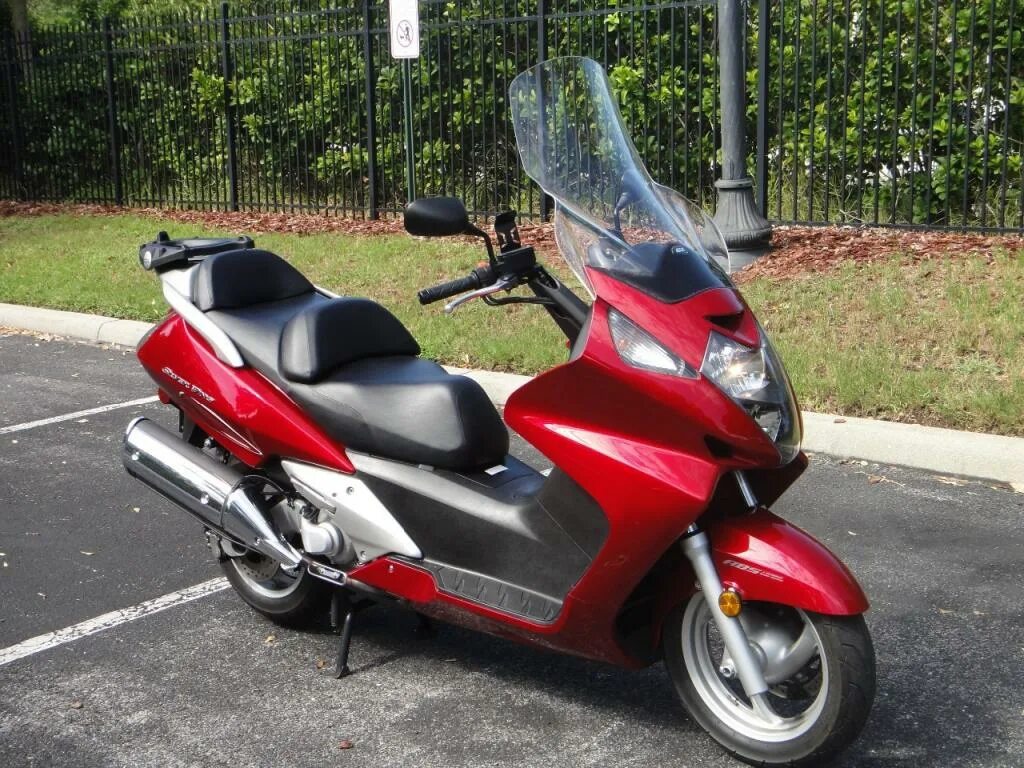Макси скутер сильвер винг. Honda forza 250 2022. Honda silver wing. Макси скутер 600 кубов. Макси скутер 600 кубов.