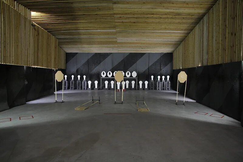 Тир. Тир баннер. Тир павильон. Интерактивный стрелковый тренажер профессионал. Оборудование стрелкового тира.