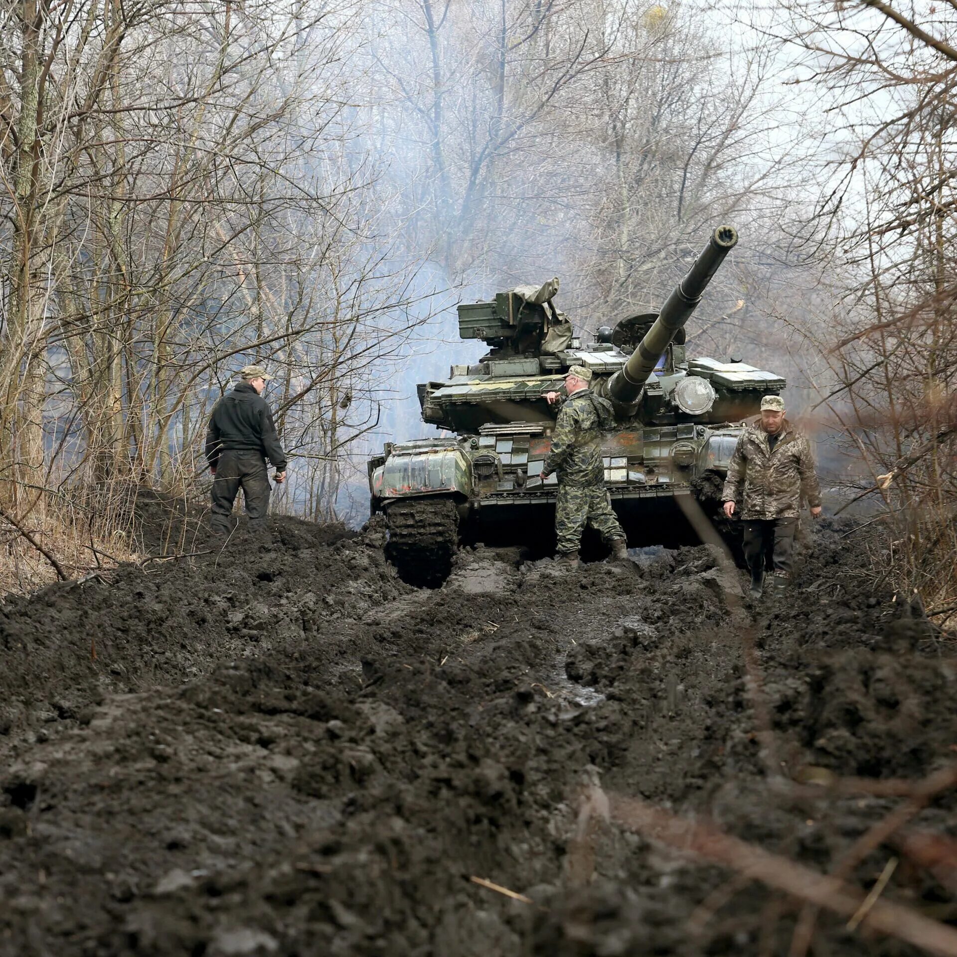 Прогнозы военных на украине на сегодня. Сырский генерал ВСУ. Российские танки на Донбассе 2021.