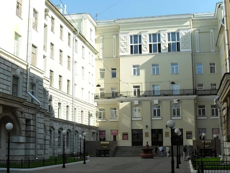 Санкт петербург выборгский дворец. Выборгский дворец культуры санкт-петербург зал. Дк выборгский санкт-петербург. Выборгский дворец культуры ул комиссара смирнова 15. 15 дк выборгский.