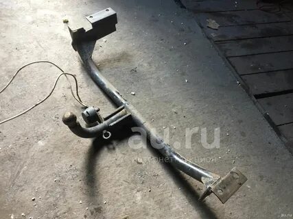 Фаркоп тойота королла