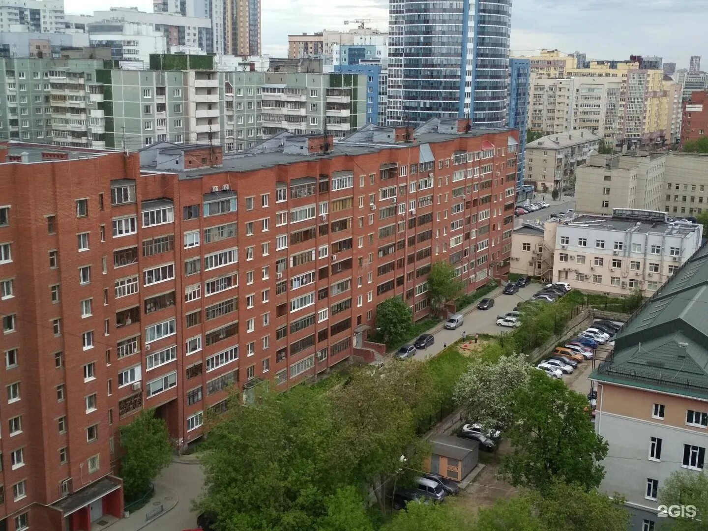 Ул куйбышева 10. Екатеринбург, ул. куйбышева, 10. куйбышева 10 екатеринбург. куйбышева 10 фото. куйбышева 10 фото дома.