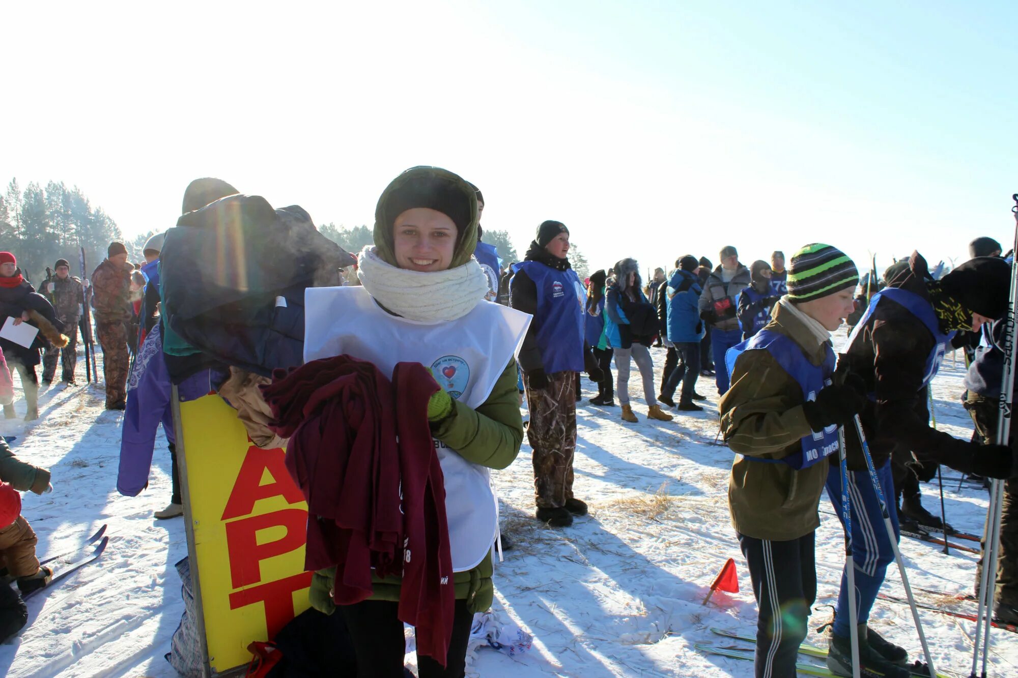 южно сахалинск лыжные трассы. между турбазой и поселком проложена лыжня почтальон. лыжная трасса волкуша. между турбазой и поселком проложена лыжня почтальон. лыжники пенсионеры.