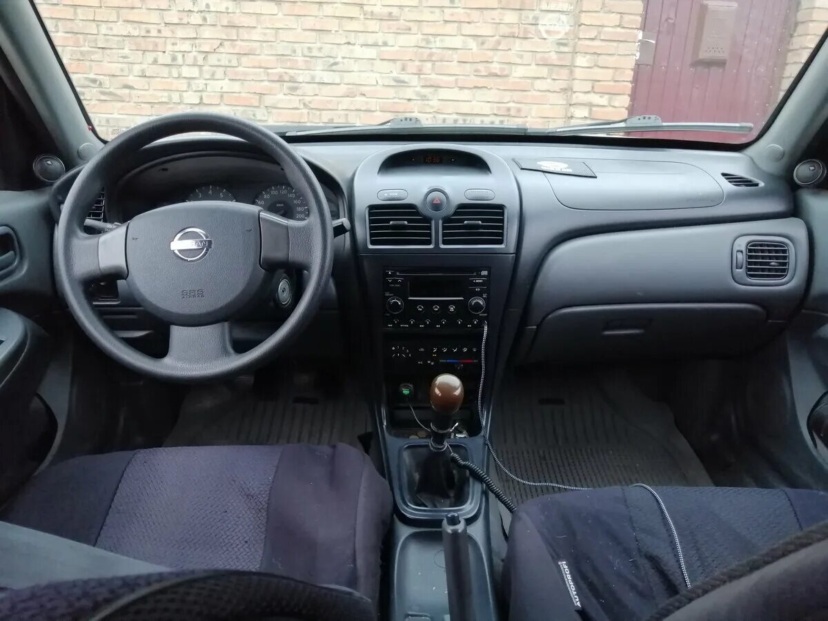 Купить альмера б у. Nissan Almera 1.6 MT. Ниссан Альмера Классик 1.6. Nissan Almera 1.6 МТ, 1996. Almera Classic · i · 1.6 MT.