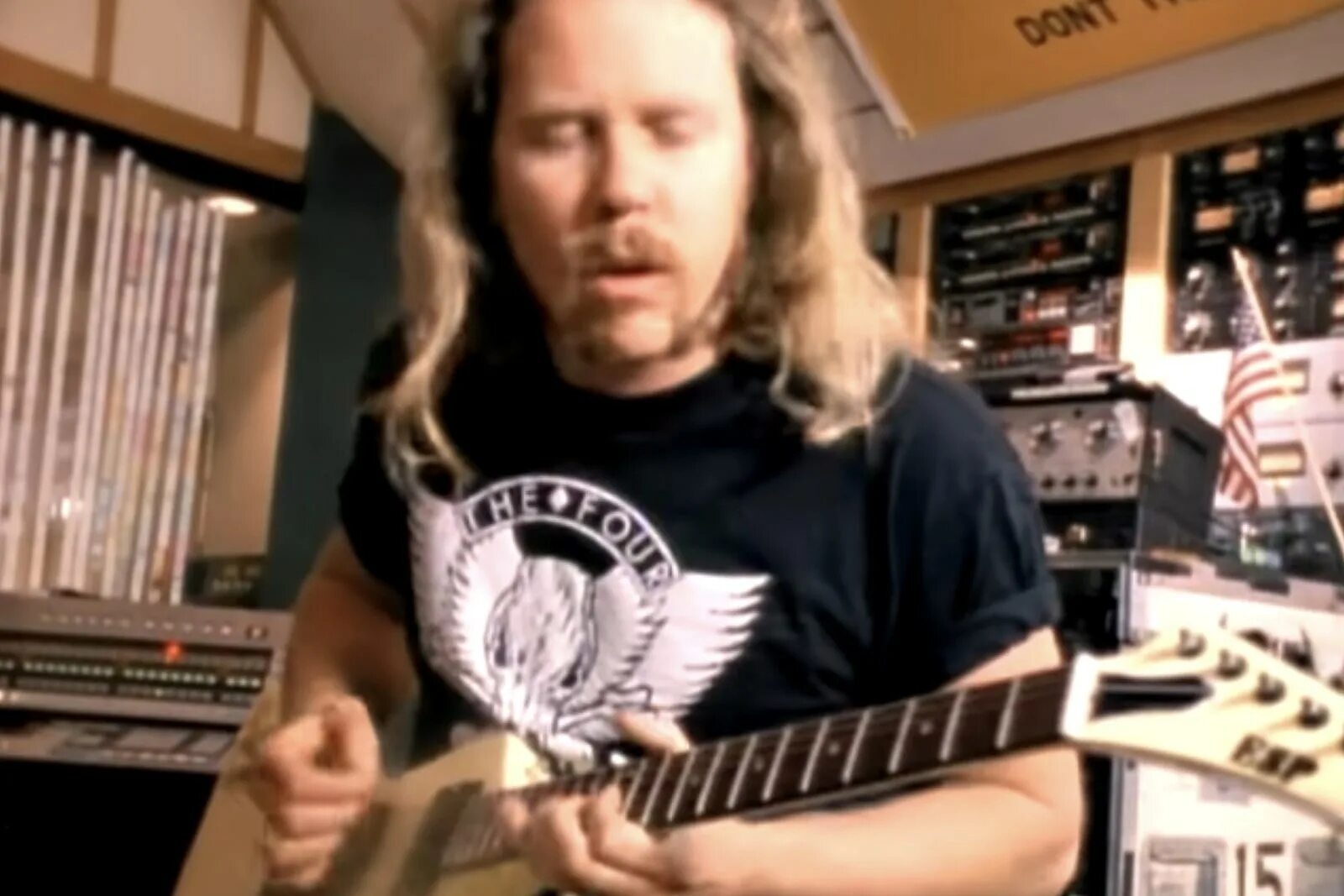 Nothing else matters клип. Metallica nothing else matters. nothing else matters hetfield.