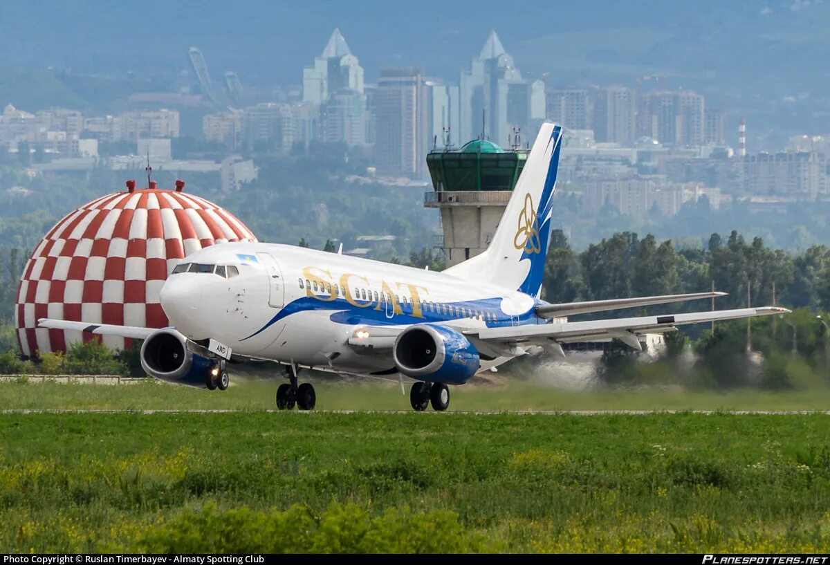 Scat авиакомпания сайт. Боинг 737 Скат. Scat Airlines самолеты. Скат авиакомпания Казахстан. Scat Airlines Boeing 737.