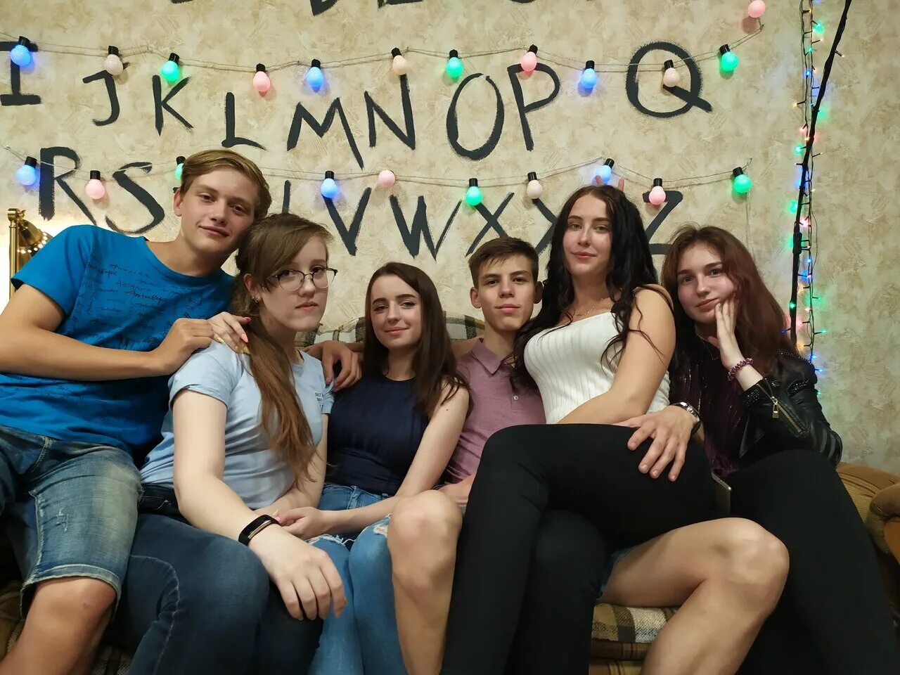 Ленина 156 уфа кафе. Очень странные дела уфа. Ленина 156 антикафе. Странные дела уфа ленина. Антикафе странные дела уфа.