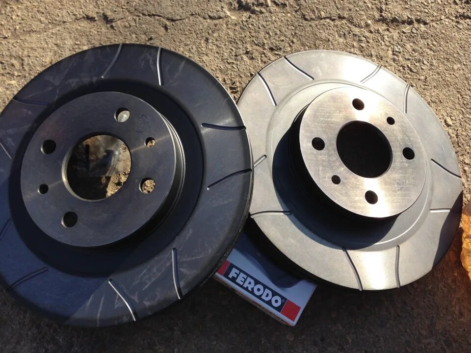 Тормозные диски как отличить подделку. Brembo max приора. тормозные диски брембо приора. тормозной диск brembo 08826481.